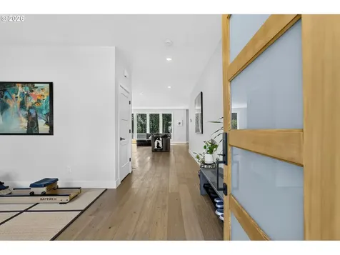 9228 SW 50th Avenue Portland OR 97219