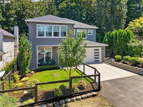 9228 SW 50th Avenue Portland OR 97219