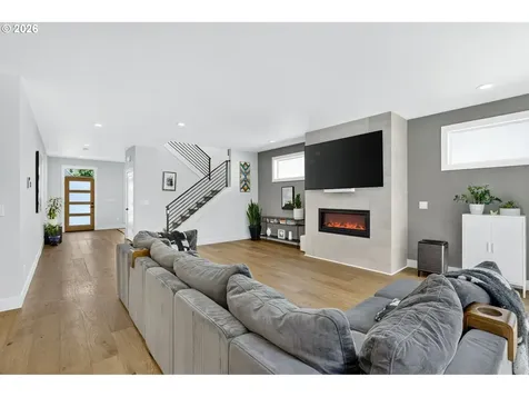 9228 SW 50th Avenue Portland OR 97219