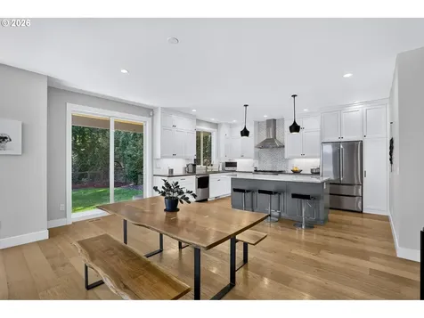 9228 SW 50th Avenue Portland OR 97219