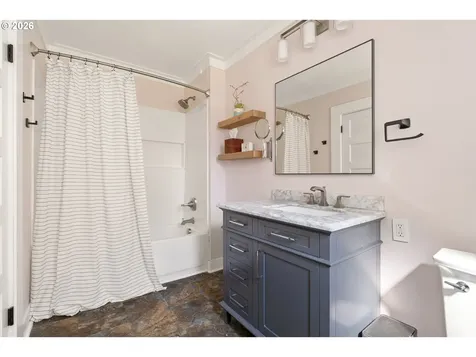 6318 SE 88th Avenue Portland OR 97266