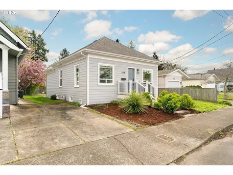 6318 SE 88th Avenue Portland OR 97266