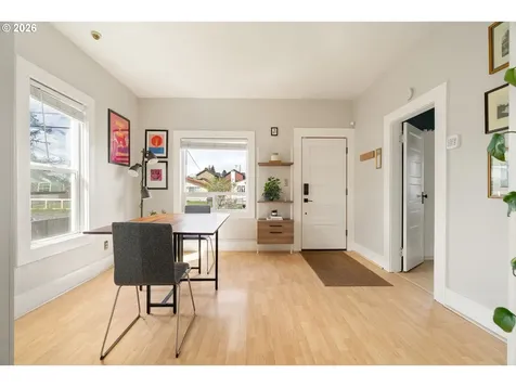 6318 SE 88th Avenue Portland OR 97266