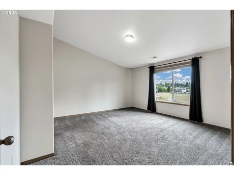 3715 NE 98th Street Vancouver WA 98665