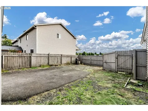 3715 NE 98th Street Vancouver WA 98665