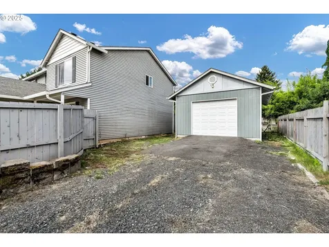 3715 NE 98th Street Vancouver WA 98665