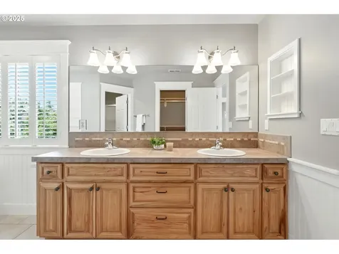 315 W Edgewood Drive Newberg OR 97132