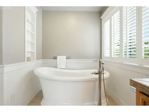 315 W Edgewood Drive Newberg OR 97132