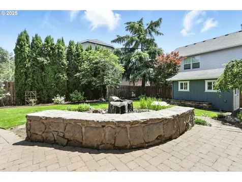 315 W Edgewood Drive Newberg OR 97132