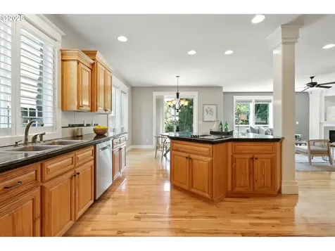 315 W Edgewood Drive Newberg OR 97132
