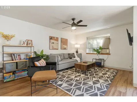 470 Autumn Avenue Eugene OR 97404