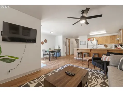 470 Autumn Avenue Eugene OR 97404