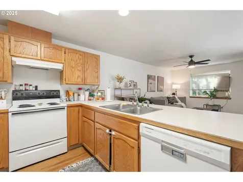 470 Autumn Avenue Eugene OR 97404