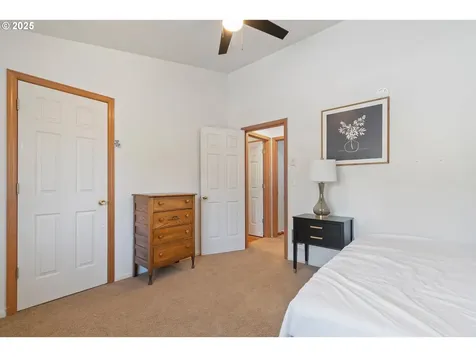 470 Autumn Avenue Eugene OR 97404