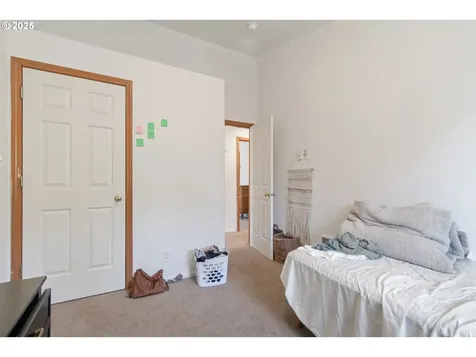 470 Autumn Avenue Eugene OR 97404