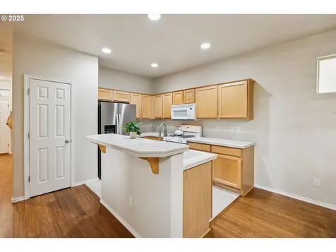 3445 SE San Marino Avenue Hillsboro OR 97123
