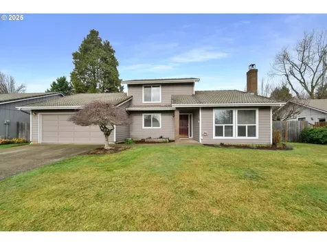 1496 Luella Street Eugene OR 97401