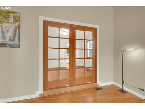 1496 Luella Street Eugene OR 97401