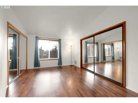 1496 Luella Street Eugene OR 97401