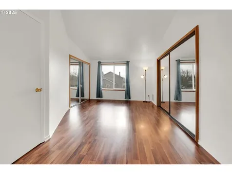 1496 Luella Street Eugene OR 97401