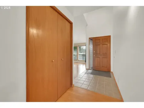 1496 Luella Street Eugene OR 97401
