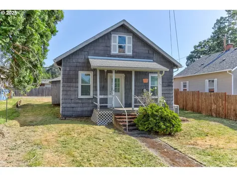 2727 E Street Washougal WA 98671