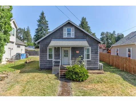 2727 E Street Washougal WA 98671