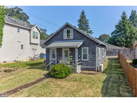 2727 E Street Washougal WA 98671