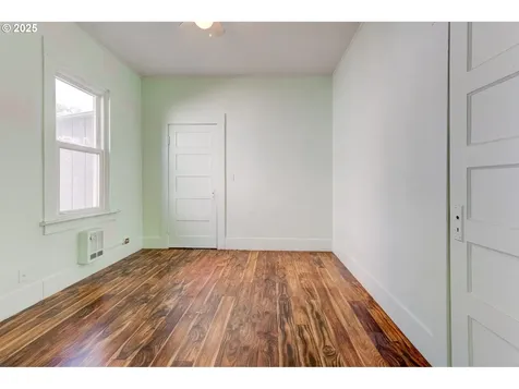 2727 E Street Washougal WA 98671