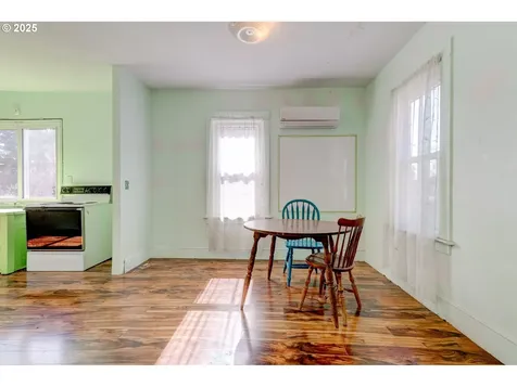 2727 E Street Washougal WA 98671