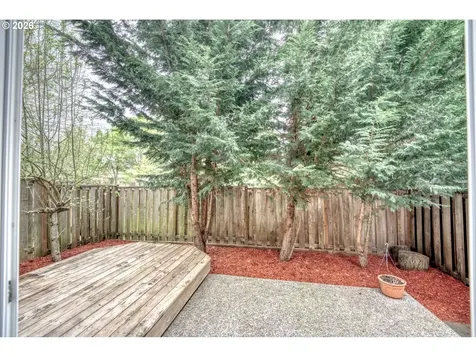 3518 SE Pinewood Avenue Hillsboro OR 97123
