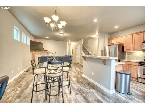 3518 SE Pinewood Avenue Hillsboro OR 97123