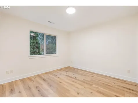 11819 SW 60th Avenue Portland OR 97219