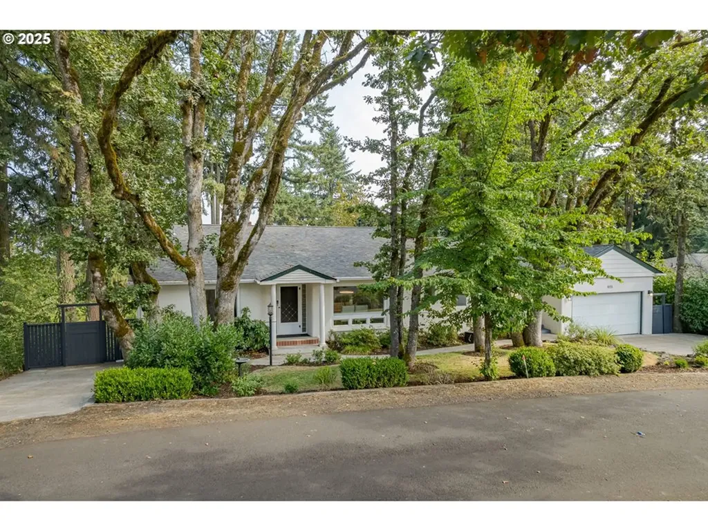 1655 Prospect Drive Eugene OR 97403