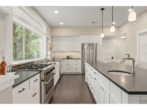 1655 Prospect Drive Eugene OR 97403