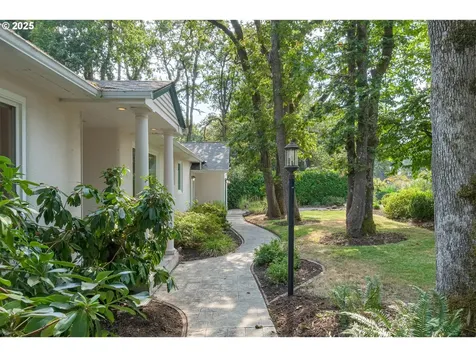 1655 Prospect Drive Eugene OR 97403