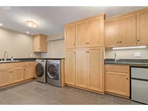 1655 Prospect Drive Eugene OR 97403
