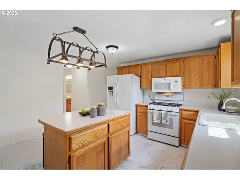 13514 NE 83rd Circle Vancouver WA 98682