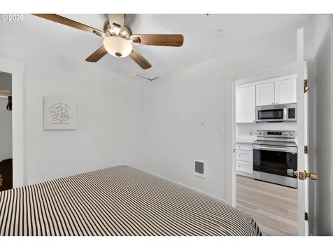 857 S 2nd Street Coos Bay OR 97420