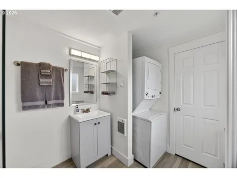 857 S 2nd Street Coos Bay OR 97420