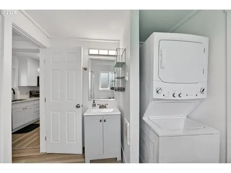 857 S 2nd Street Coos Bay OR 97420