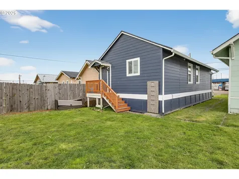 857 S 2nd Street Coos Bay OR 97420
