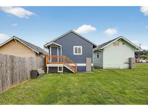 857 S 2nd Street Coos Bay OR 97420