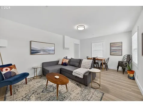 857 S 2nd Street Coos Bay OR 97420