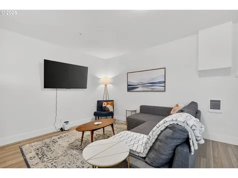 857 S 2nd Street Coos Bay OR 97420