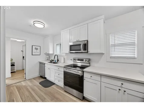 857 S 2nd Street Coos Bay OR 97420