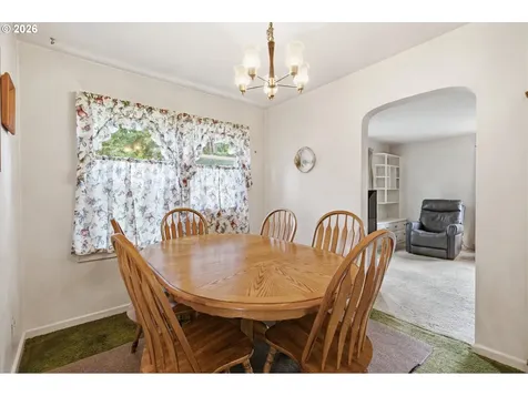 1285 E Ellendale Avenue Dallas OR 97338