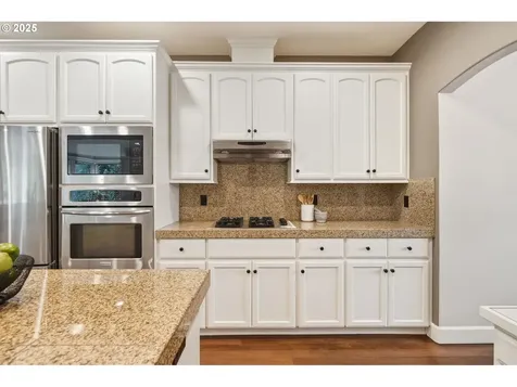 514 NW 24th Circle Camas WA 98607