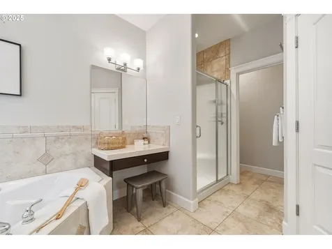 514 NW 24th Circle Camas WA 98607