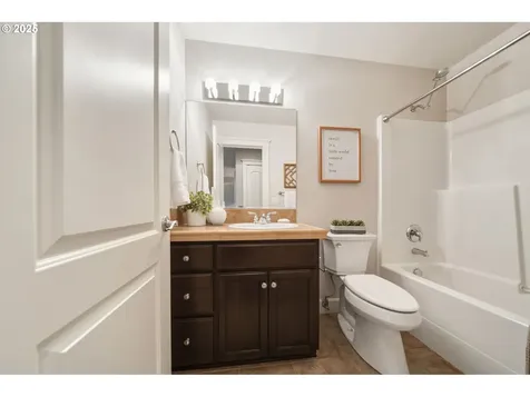 514 NW 24th Circle Camas WA 98607